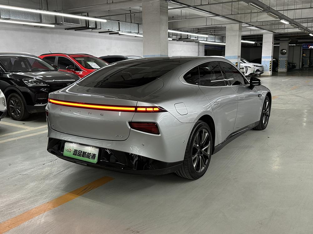 XPeng XPeng P7