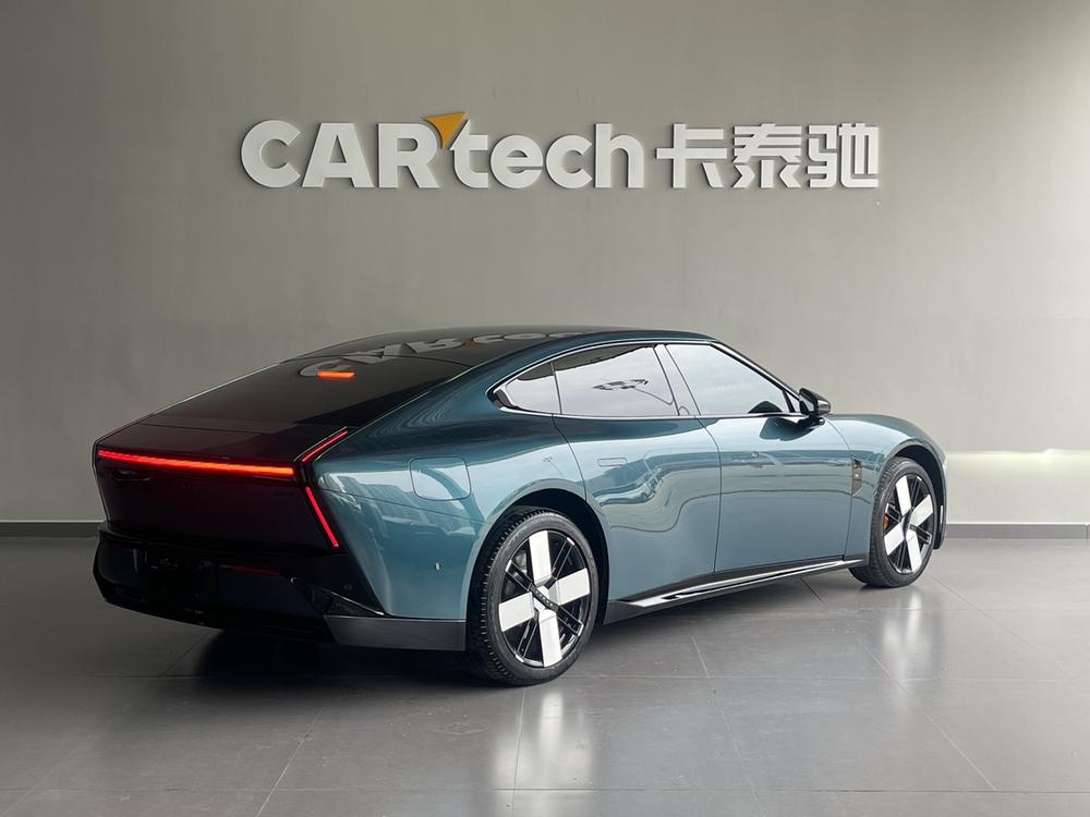 XPeng XPeng P7