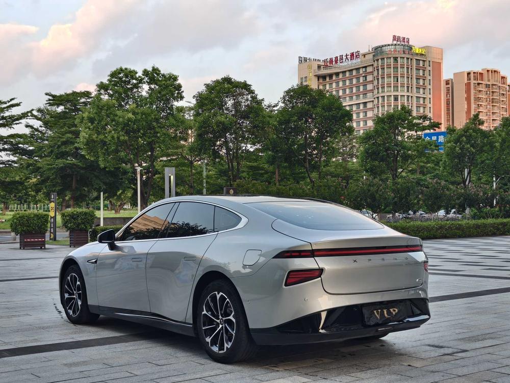 XPeng XPeng P7