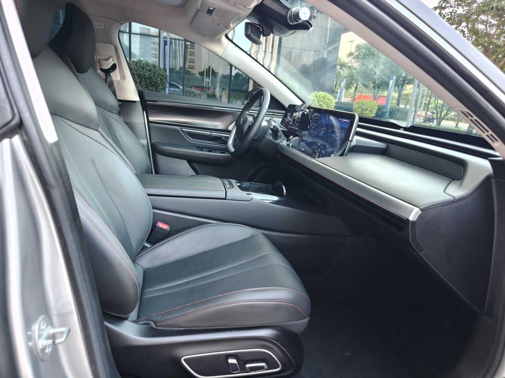 XPeng XPeng P7