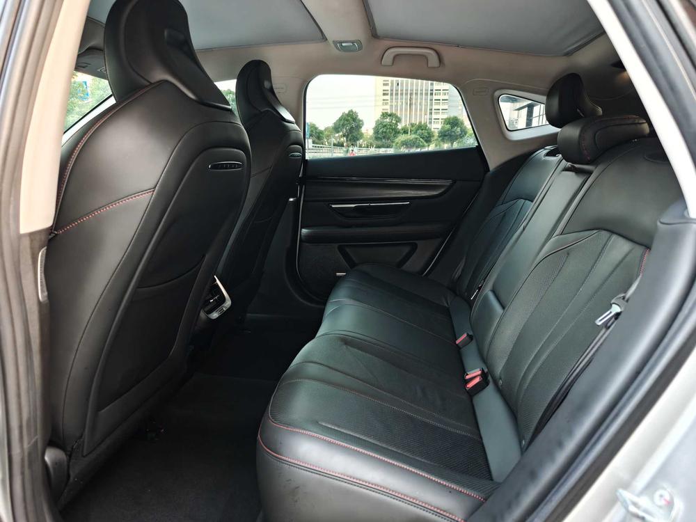 XPeng XPeng P7