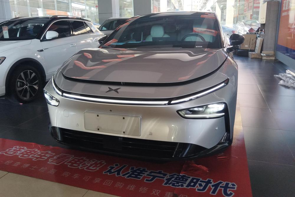 XPeng XPeng P7+