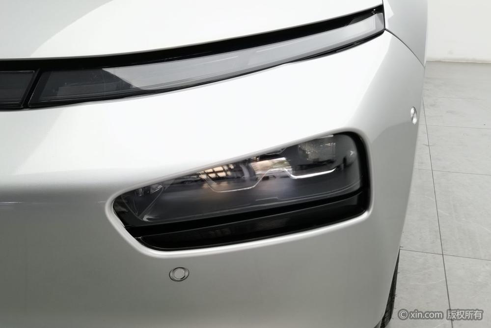 XPeng XPeng P7