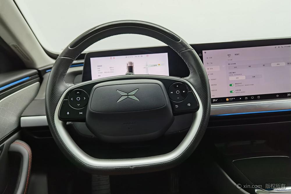 XPeng XPeng P7