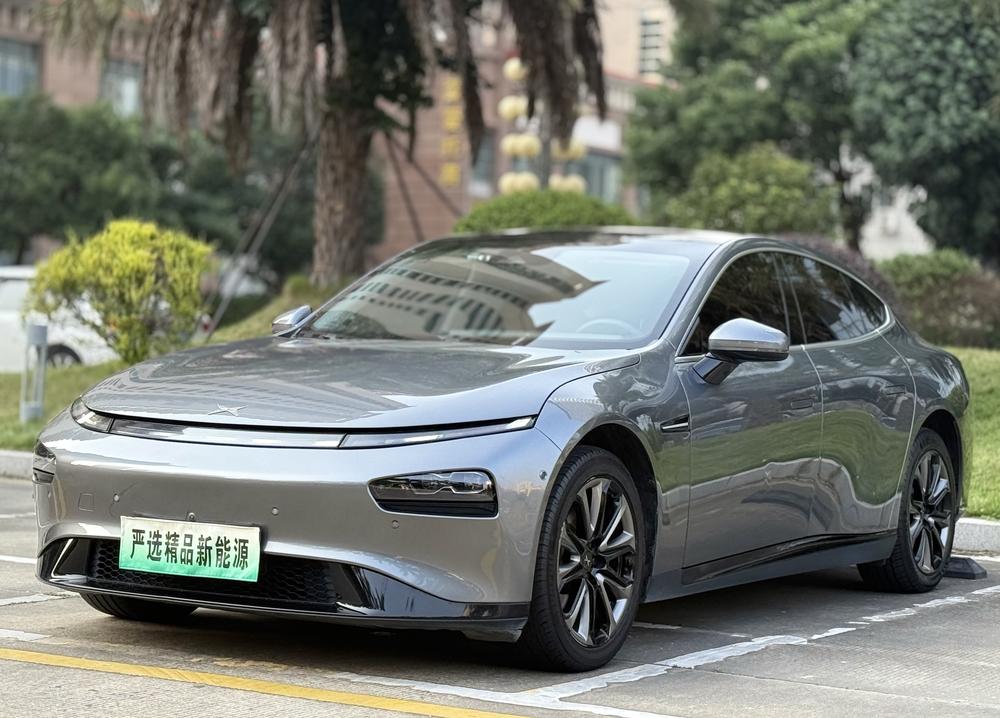 XPeng XPeng P7
