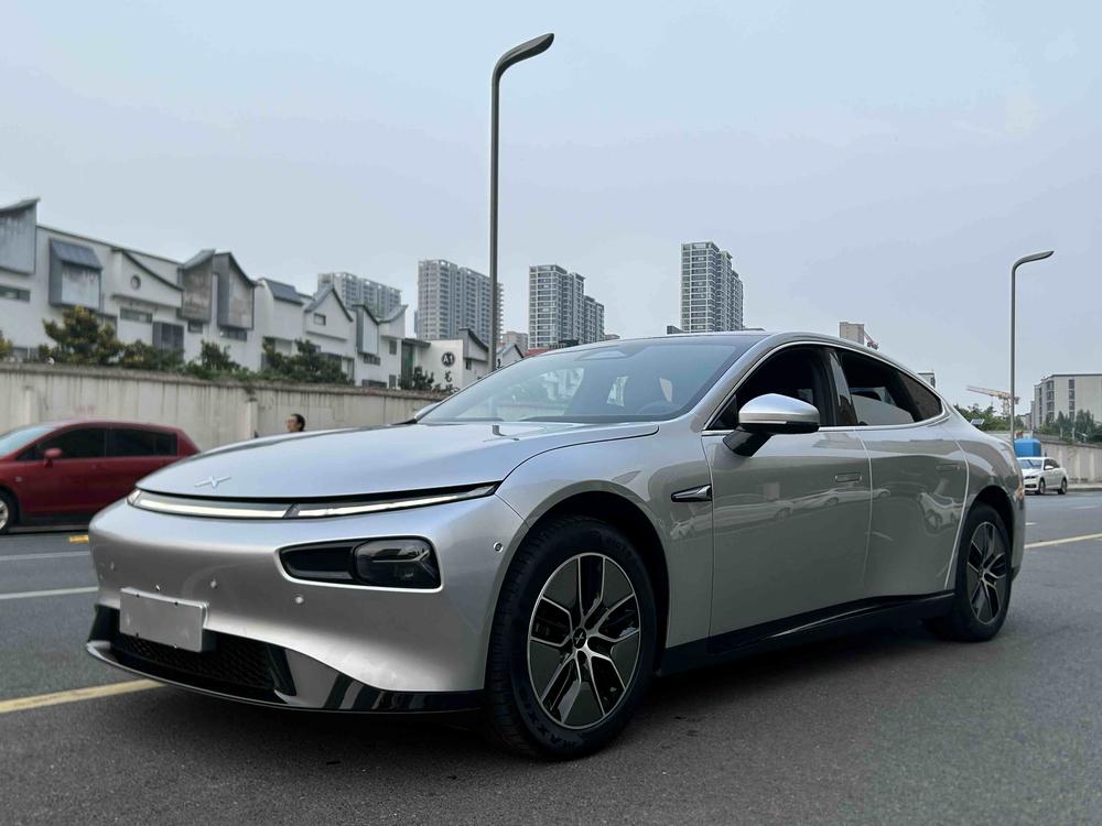 XPeng XPeng P7