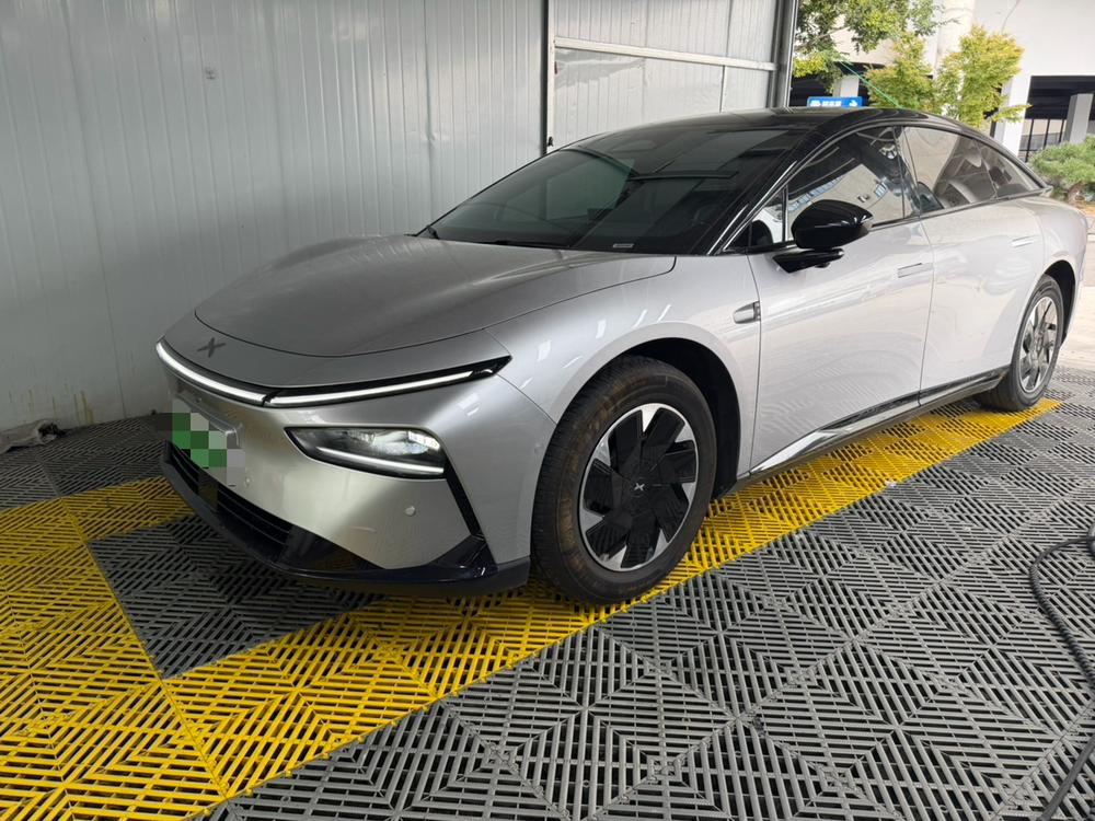 XPeng XPeng P7+