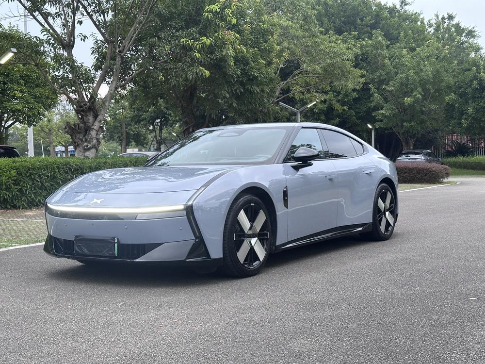 XPeng XPeng P7