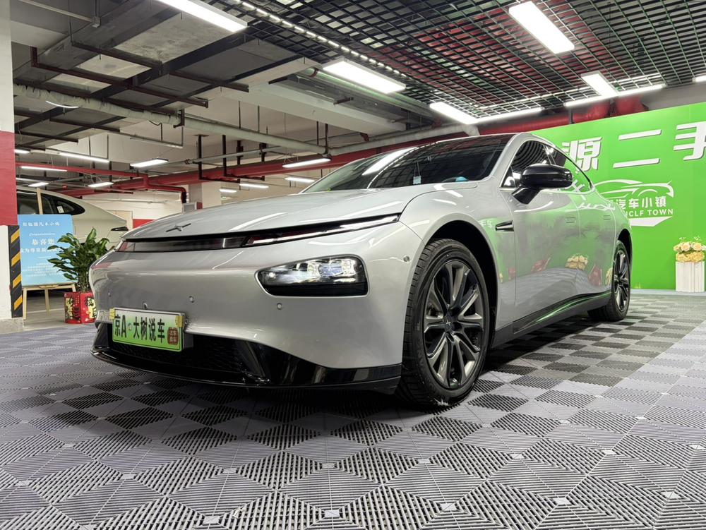 XPeng XPeng P7