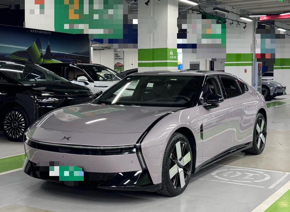 XPeng XPeng P7