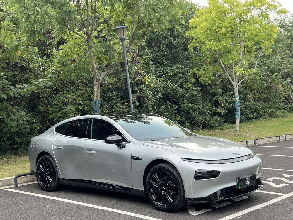 XPeng XPeng P7