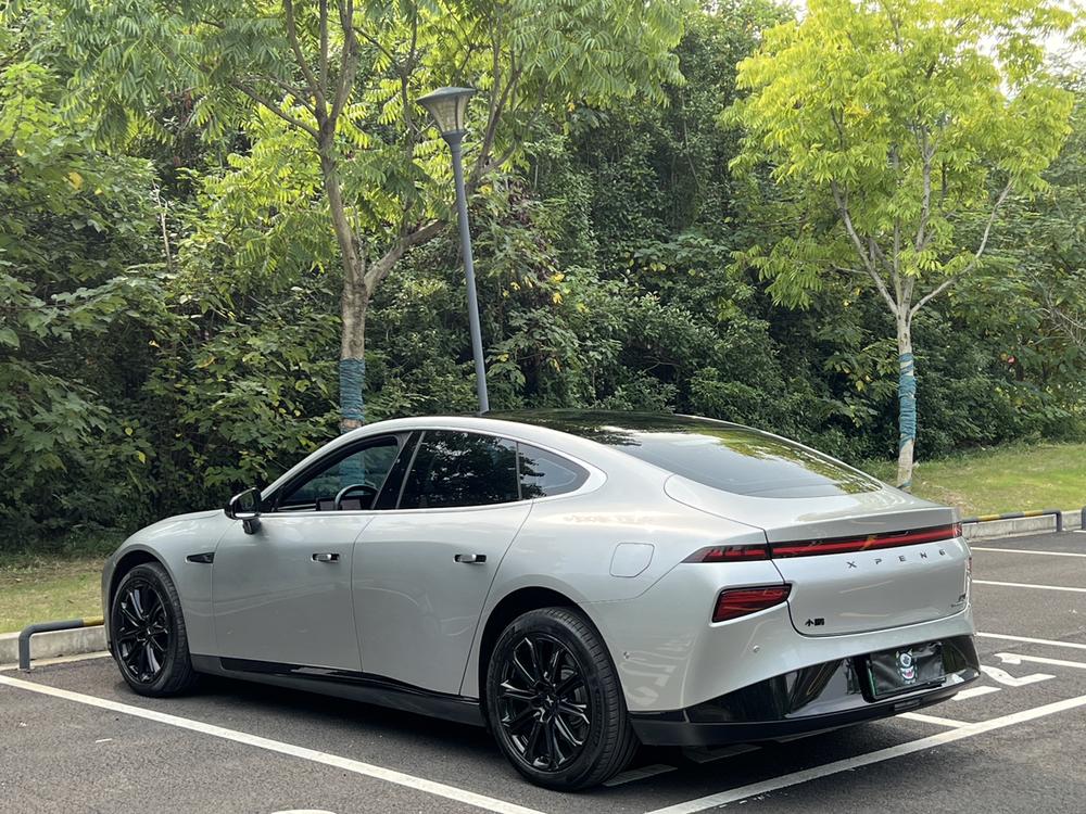 XPeng XPeng P7