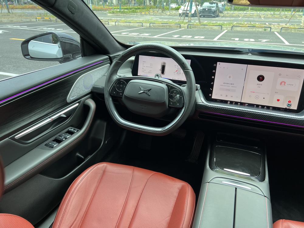 XPeng XPeng P7