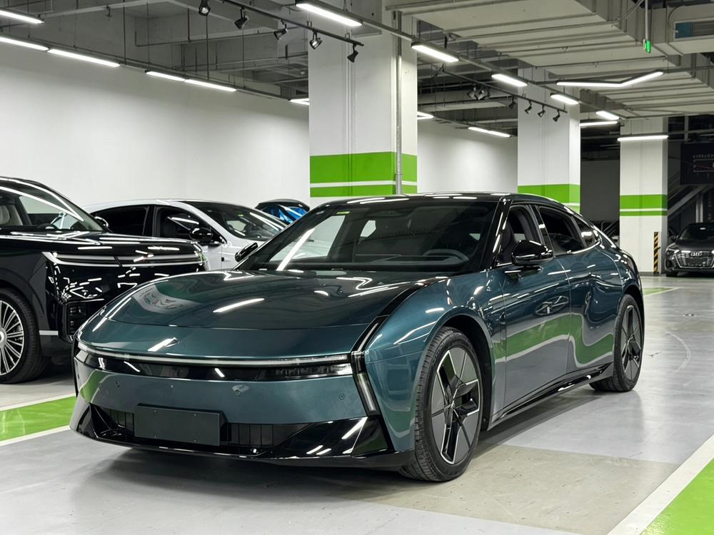 XPeng XPeng P7