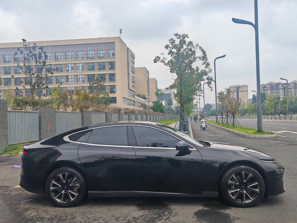 XPeng XPeng P7