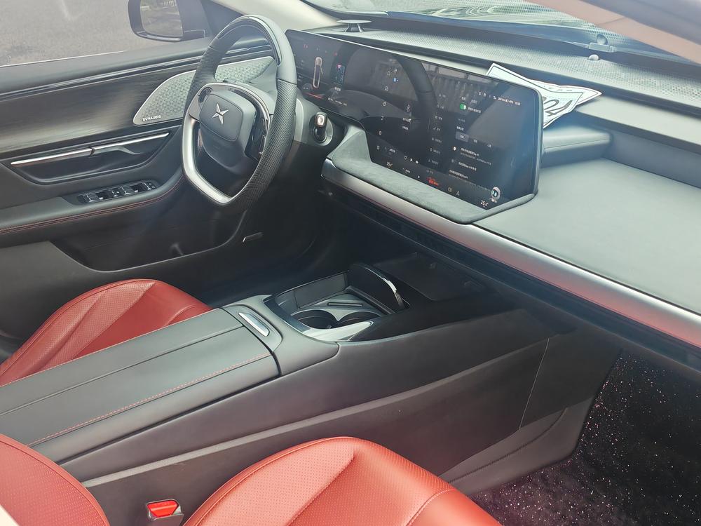 XPeng XPeng P7
