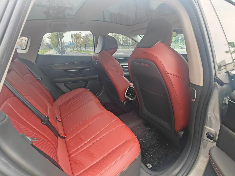 XPeng XPeng P7
