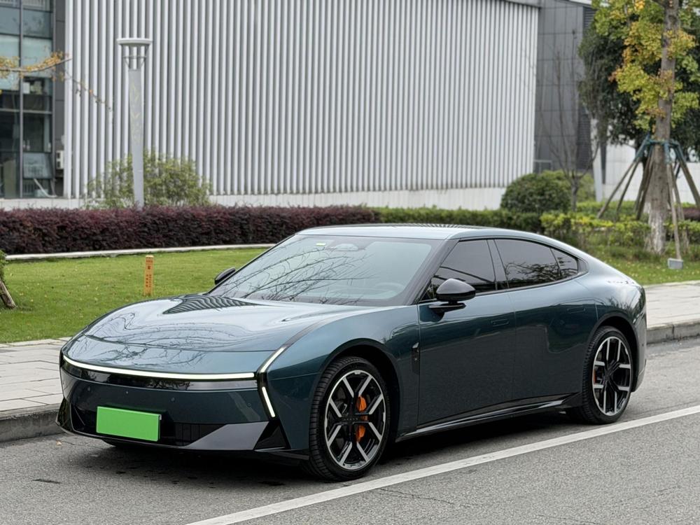 XPeng XPeng P7