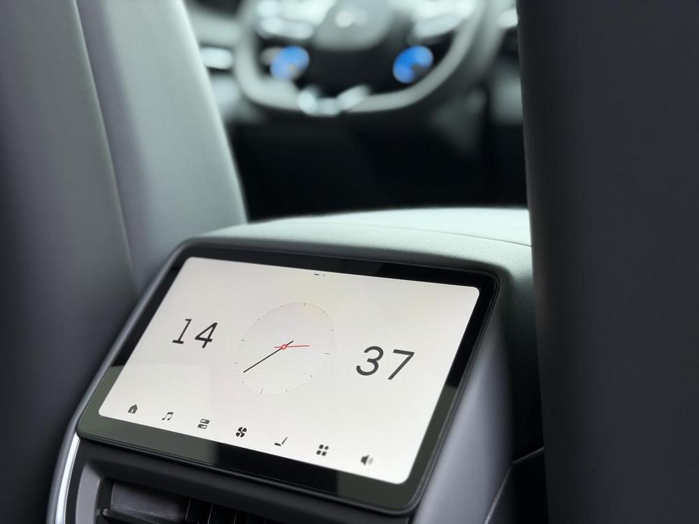 XPeng XPeng P7