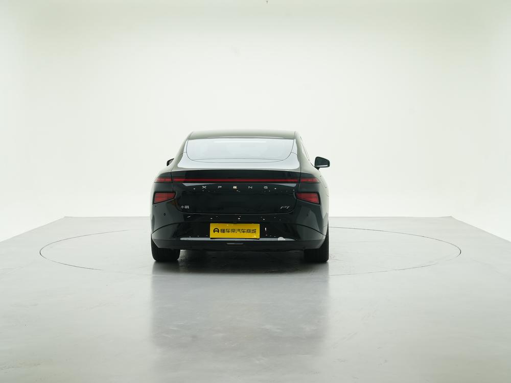 XPeng XPeng P7