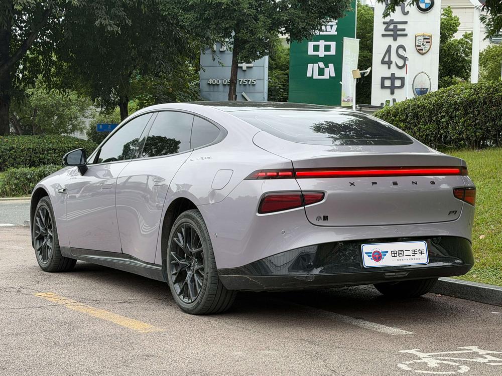 XPeng XPeng P7