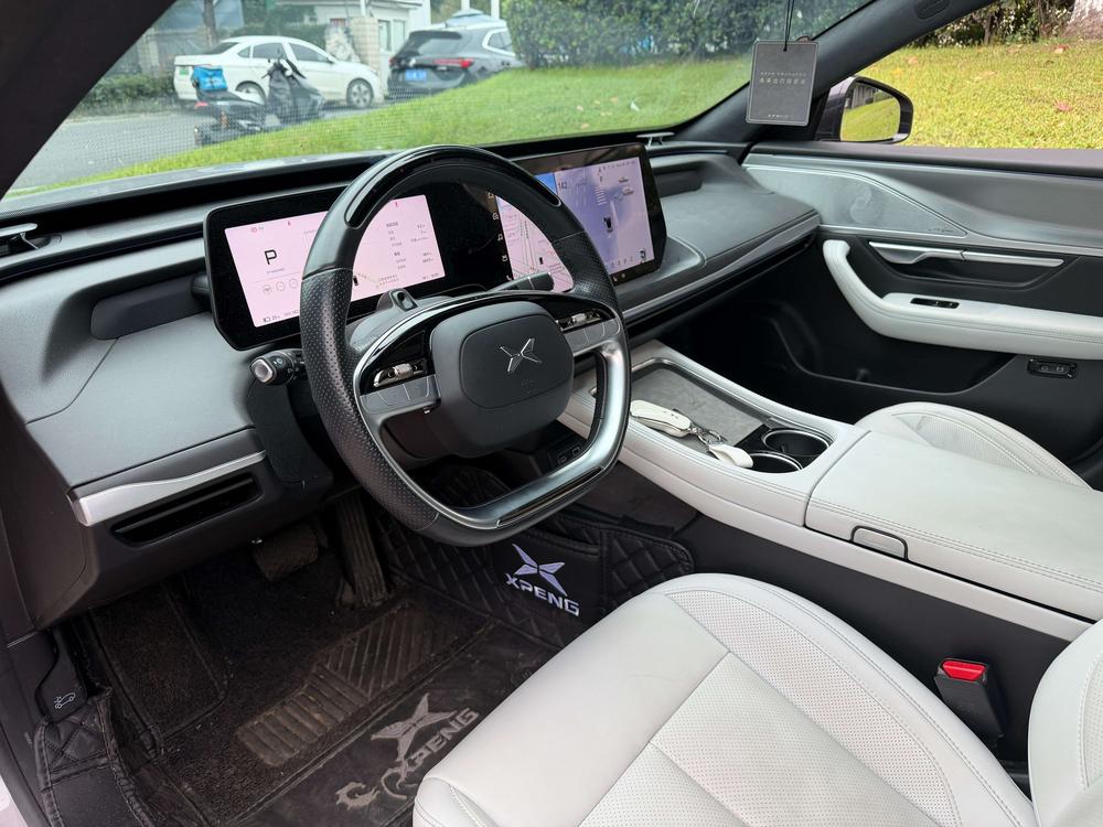 XPeng XPeng P7