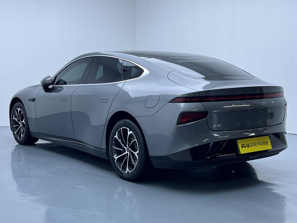 XPeng XPeng P7