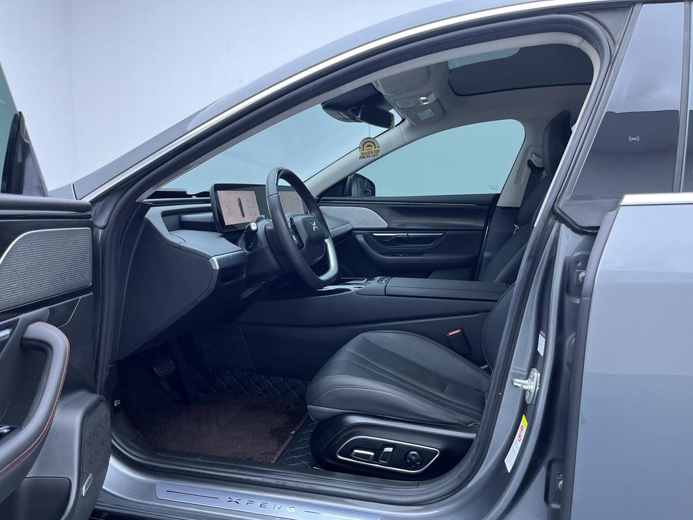 XPeng XPeng P7