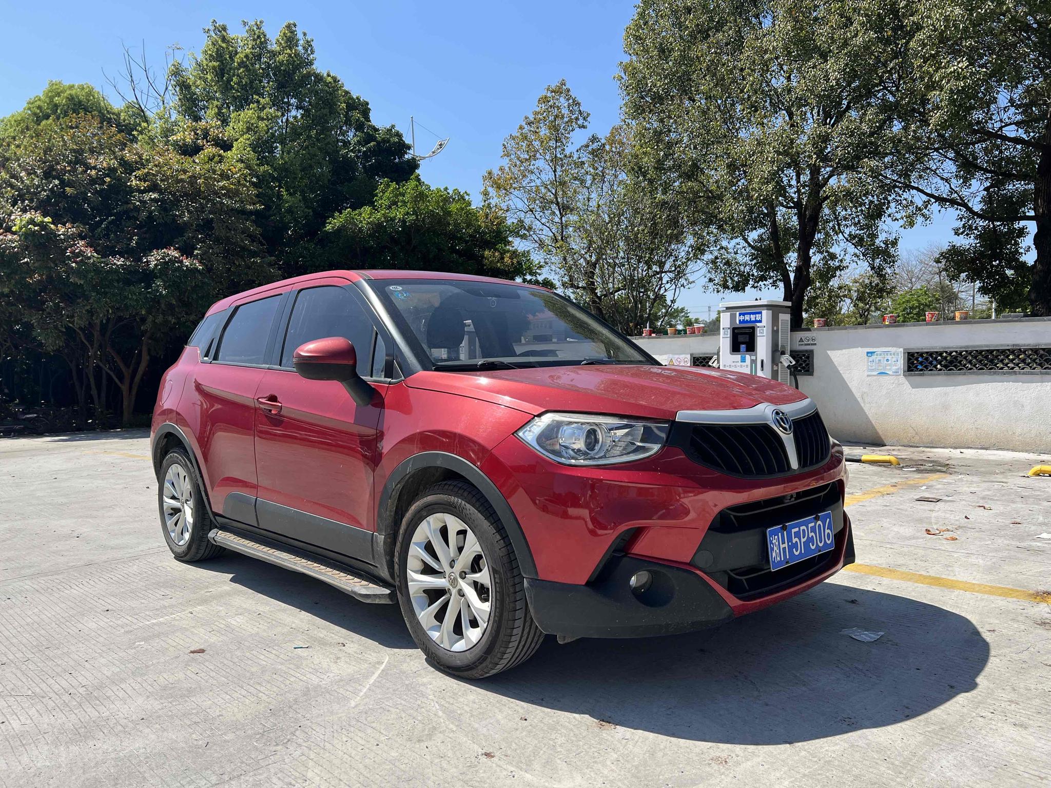 Zhonghua Brilliance V3