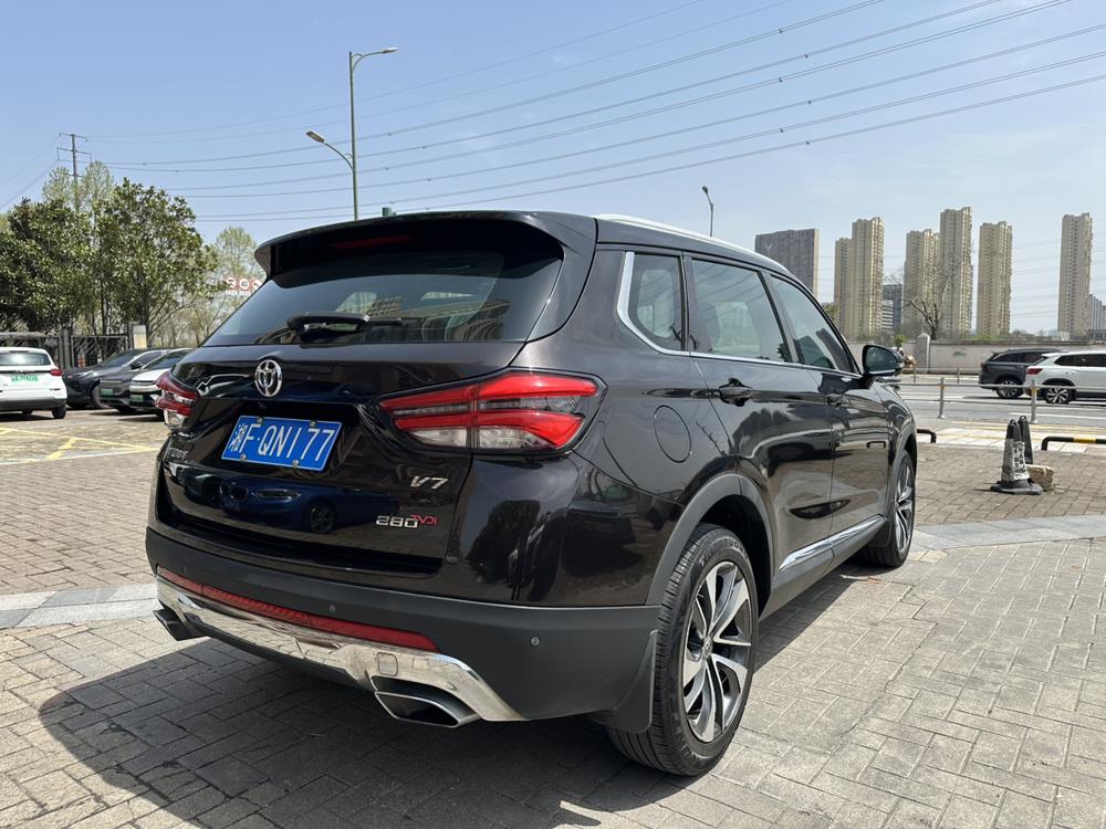 Zhonghua Brilliance V7
