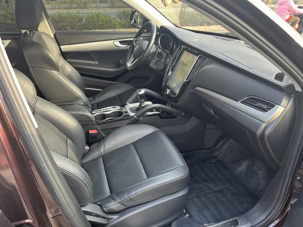 Zotye Zotye SR7