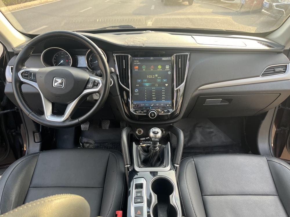 Zotye Zotye SR7