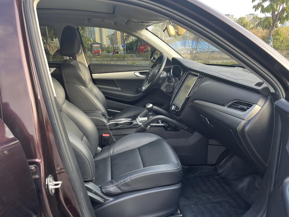 Zotye Zotye SR7