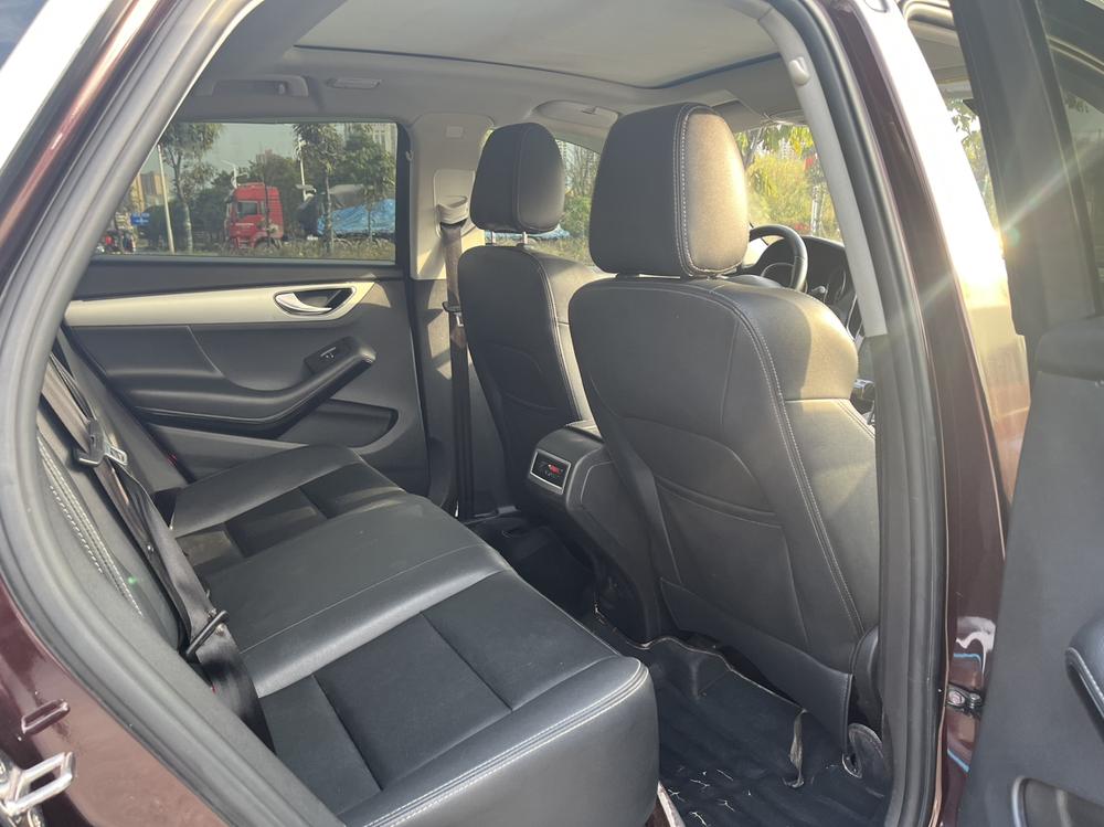 Zotye Zotye SR7