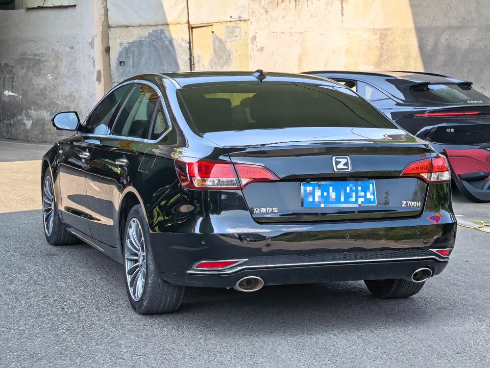 Zotye Zotye Z700