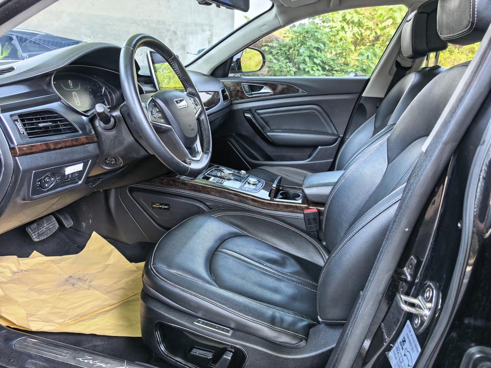 Zotye Zotye Z700