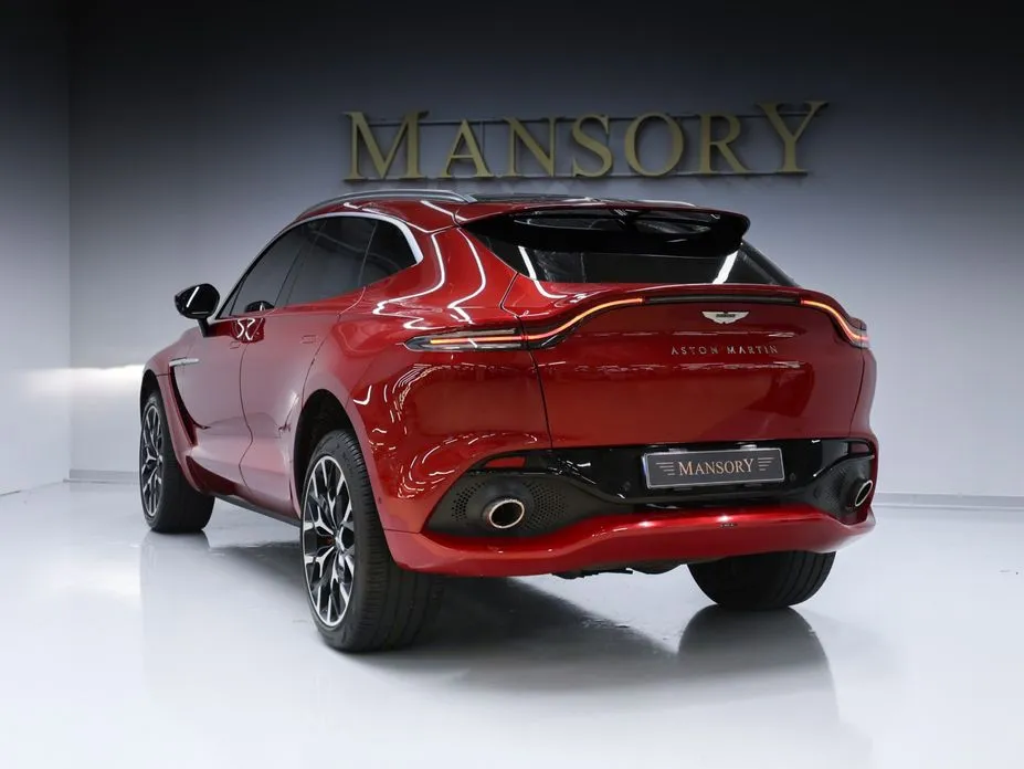 Astonmartin DBX