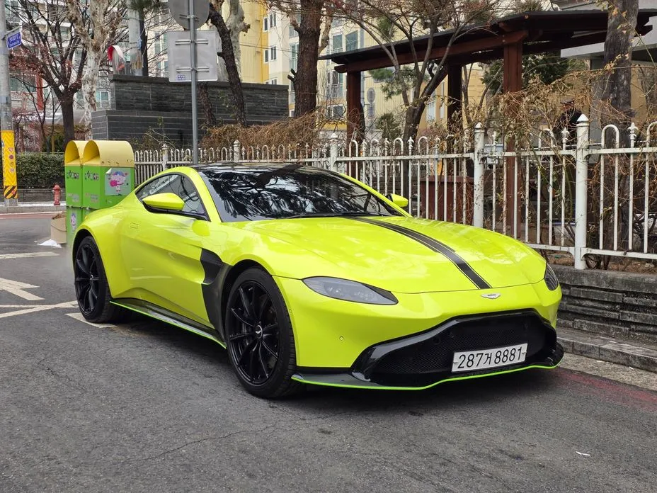 Astonmartin Vantage