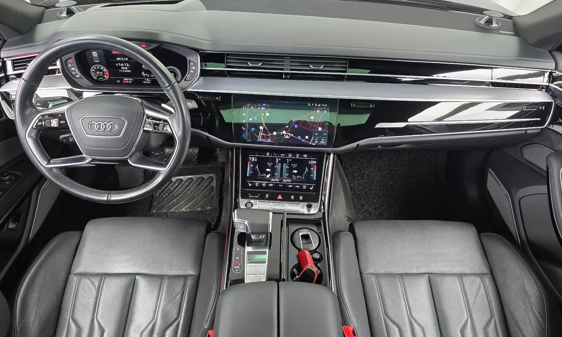 Audi A8