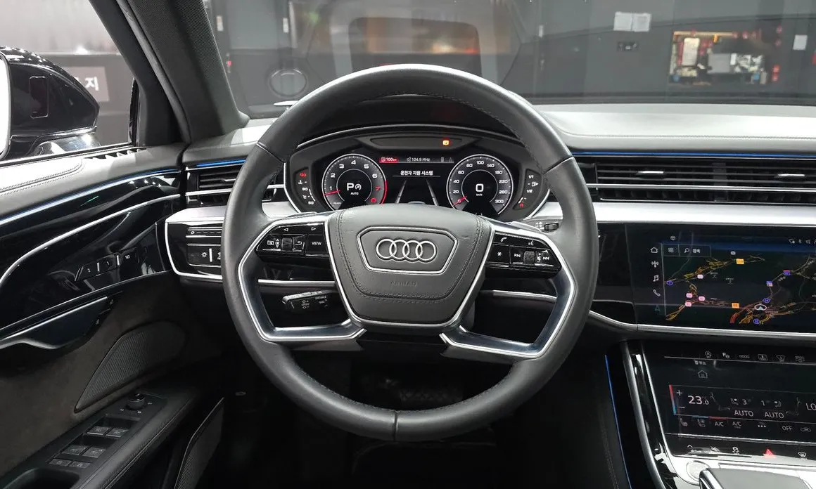 Audi A8