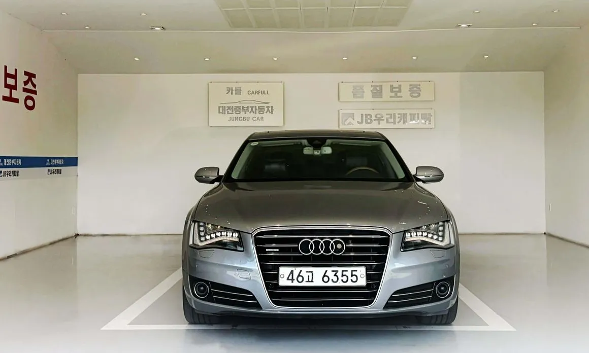 Audi A8