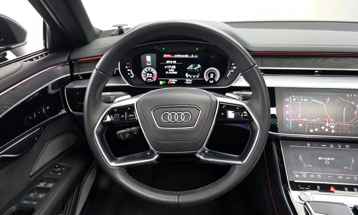 Audi A8