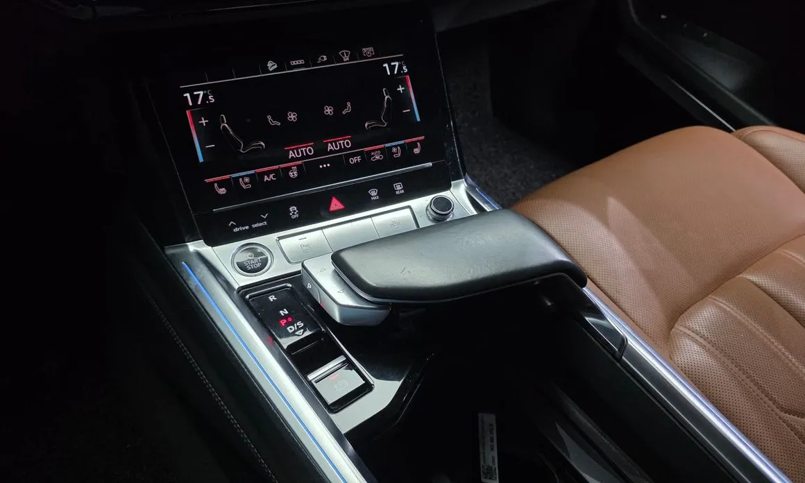Audi e-tron