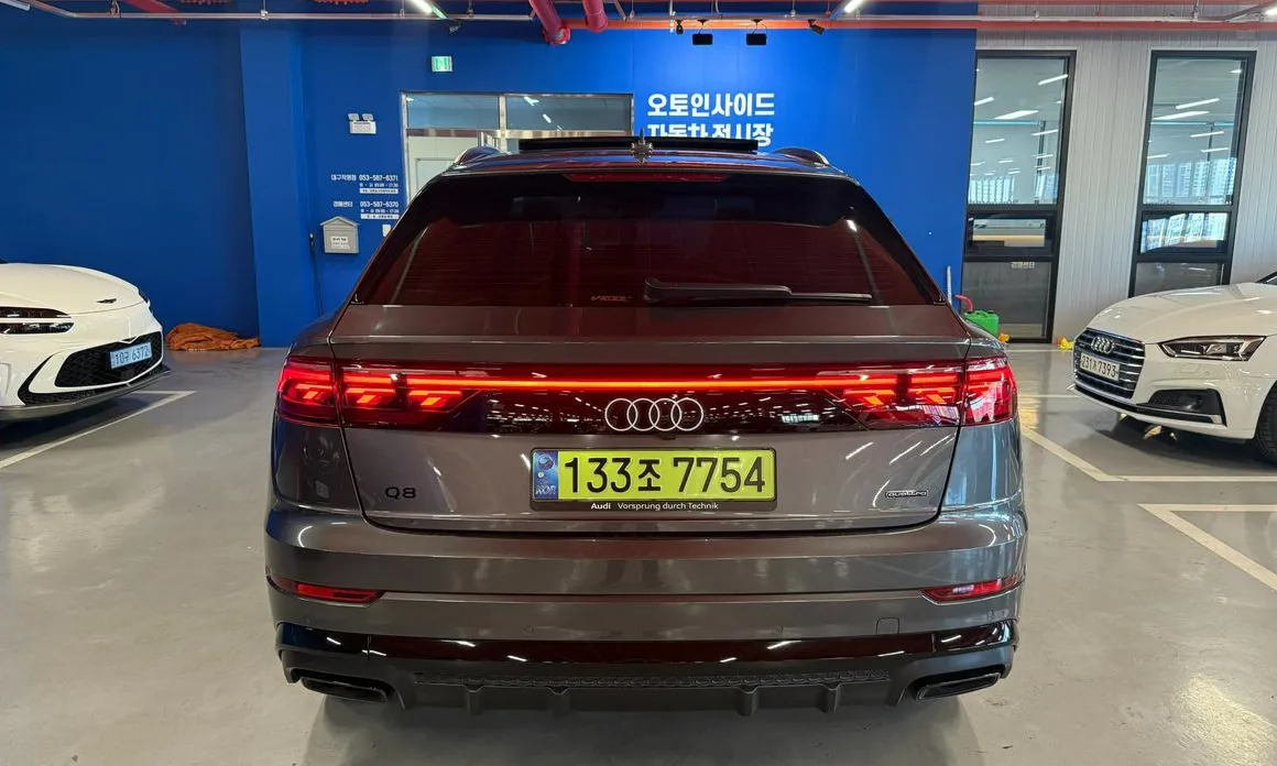 Audi Q8