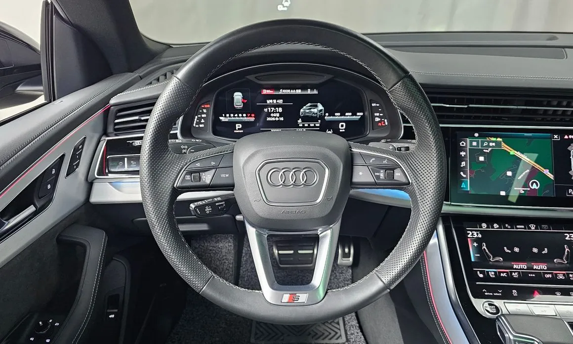 Audi Q8