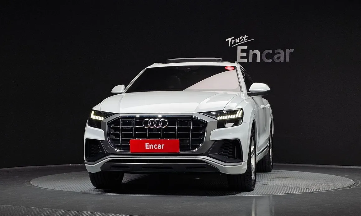 Audi Q8