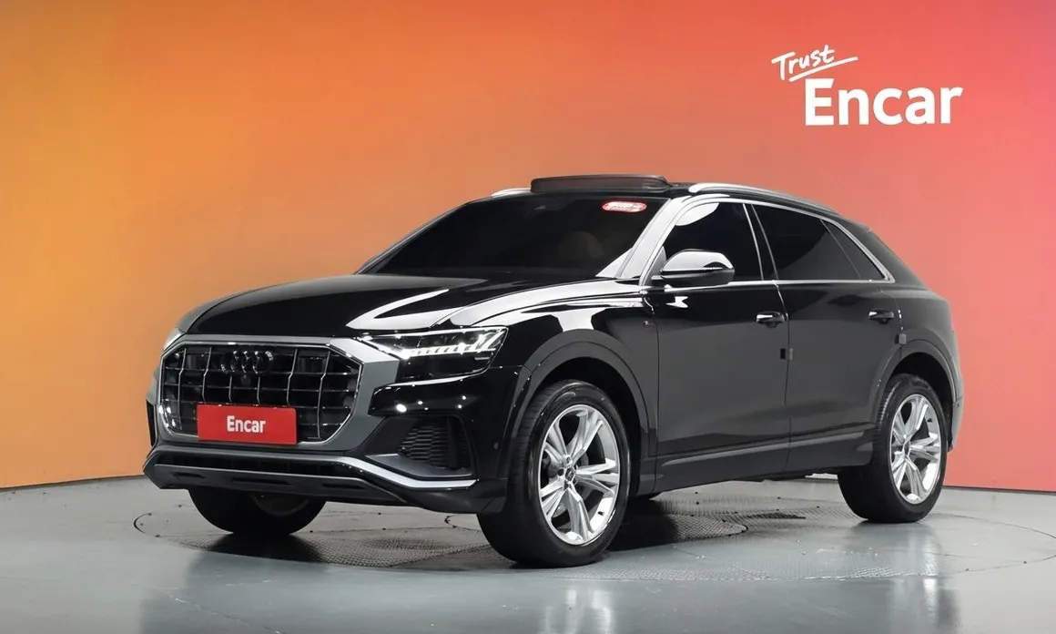 Audi Q8