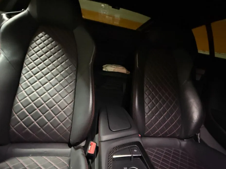 Audi R8