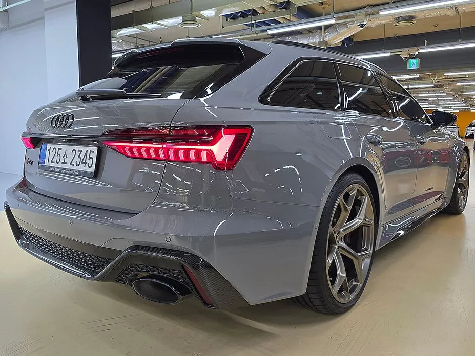Audi RS6