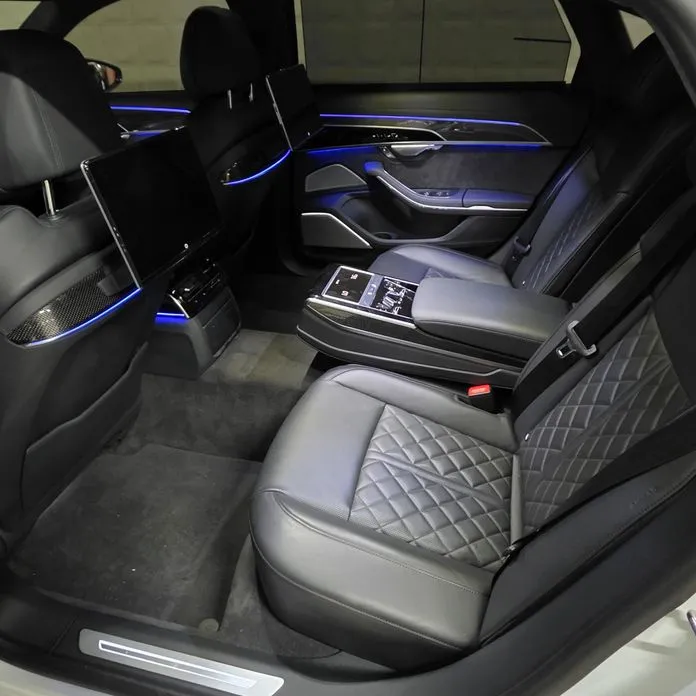 Audi S8